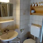 Apartamento 2 *